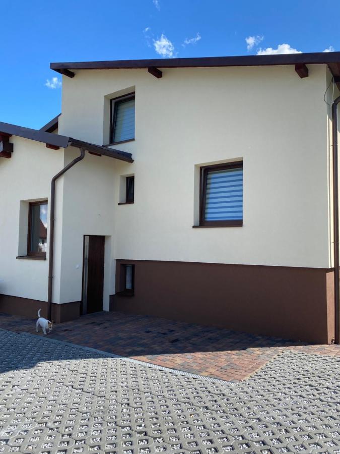 Dom Z Basenem I Widokiem Na Lake Radun Exterior foto